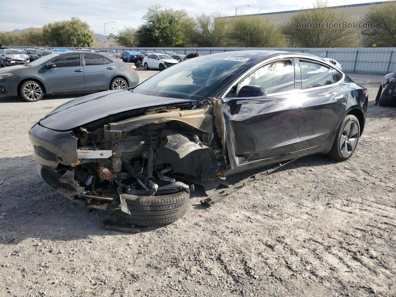 2019 Tesla Model 3  Черный vin: 5YJ3E1EA9KF484521
