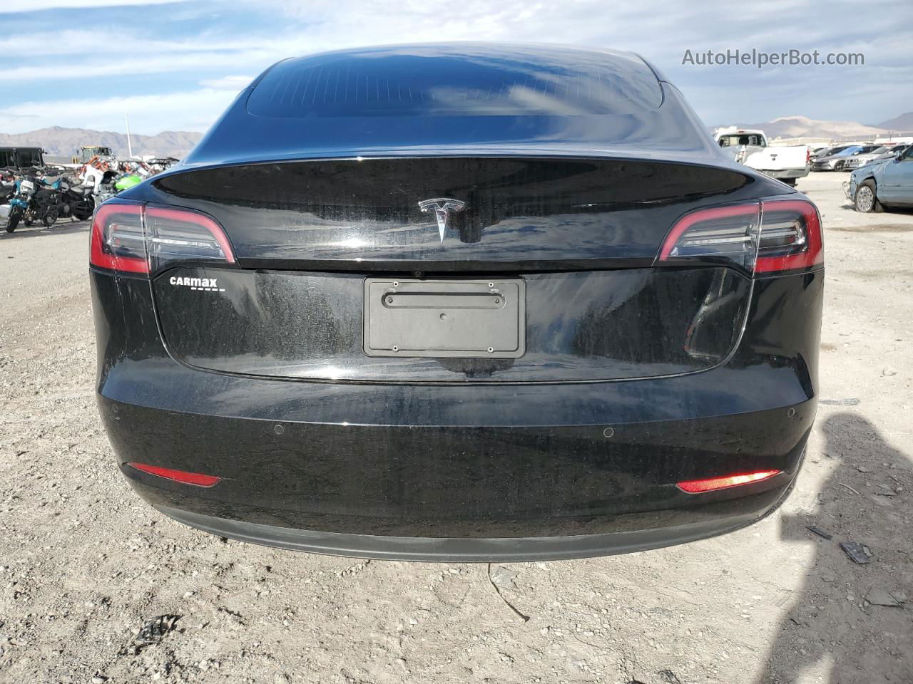 2019 Tesla Model 3  Черный vin: 5YJ3E1EA9KF484521