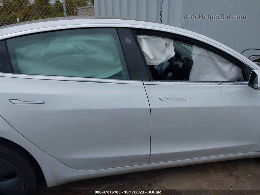 2020 Tesla Model 3 Standard Range White vin: 5YJ3E1EA9LF504736