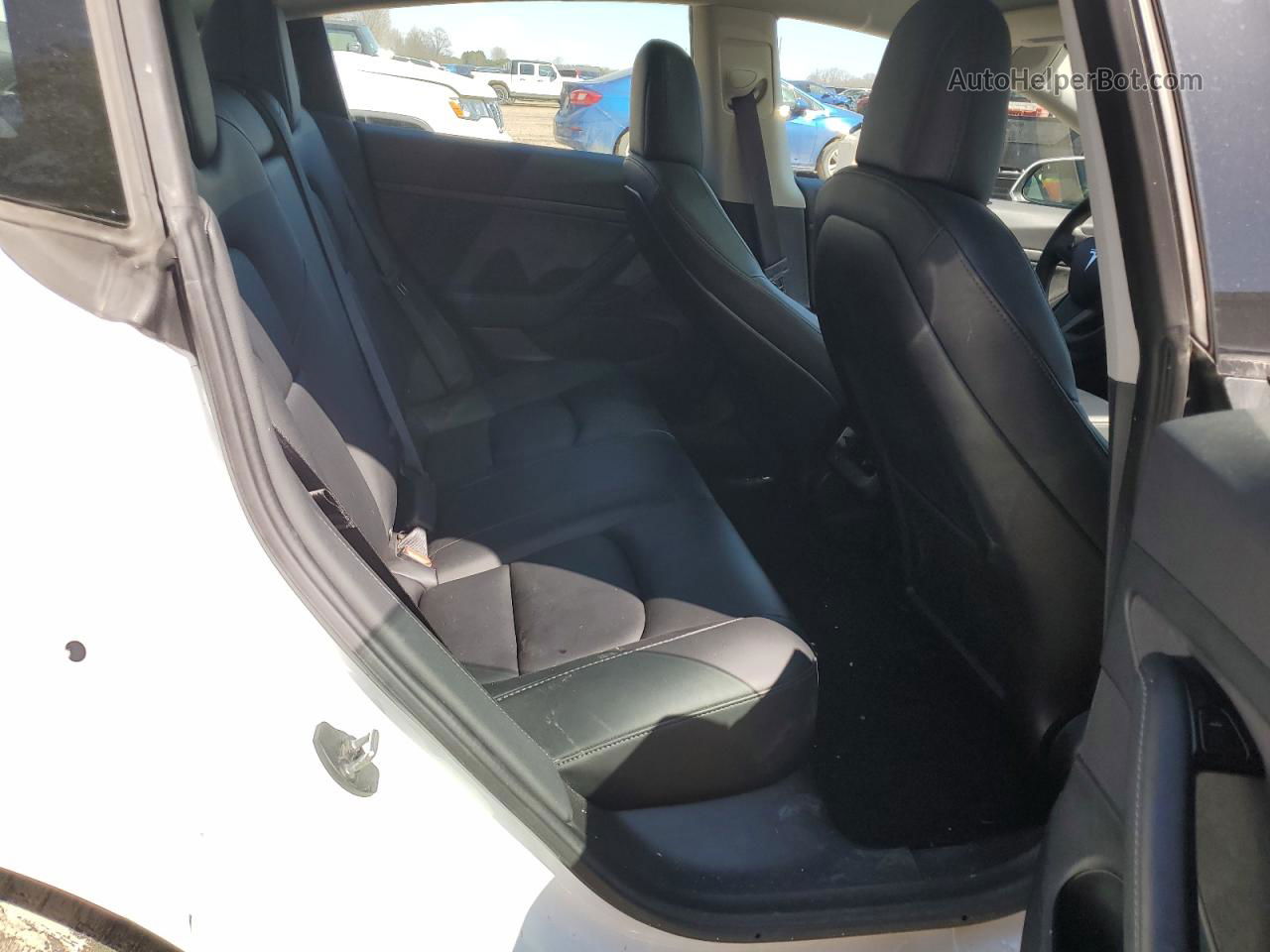 2020 Tesla Model 3  White vin: 5YJ3E1EA9LF598018