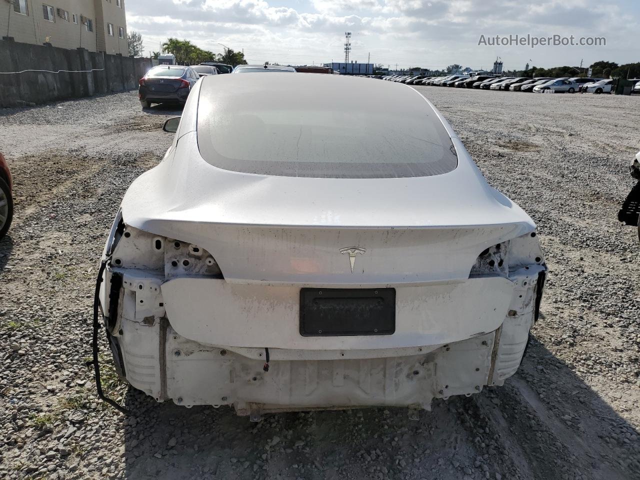 2020 Tesla Model 3  White vin: 5YJ3E1EA9LF598049