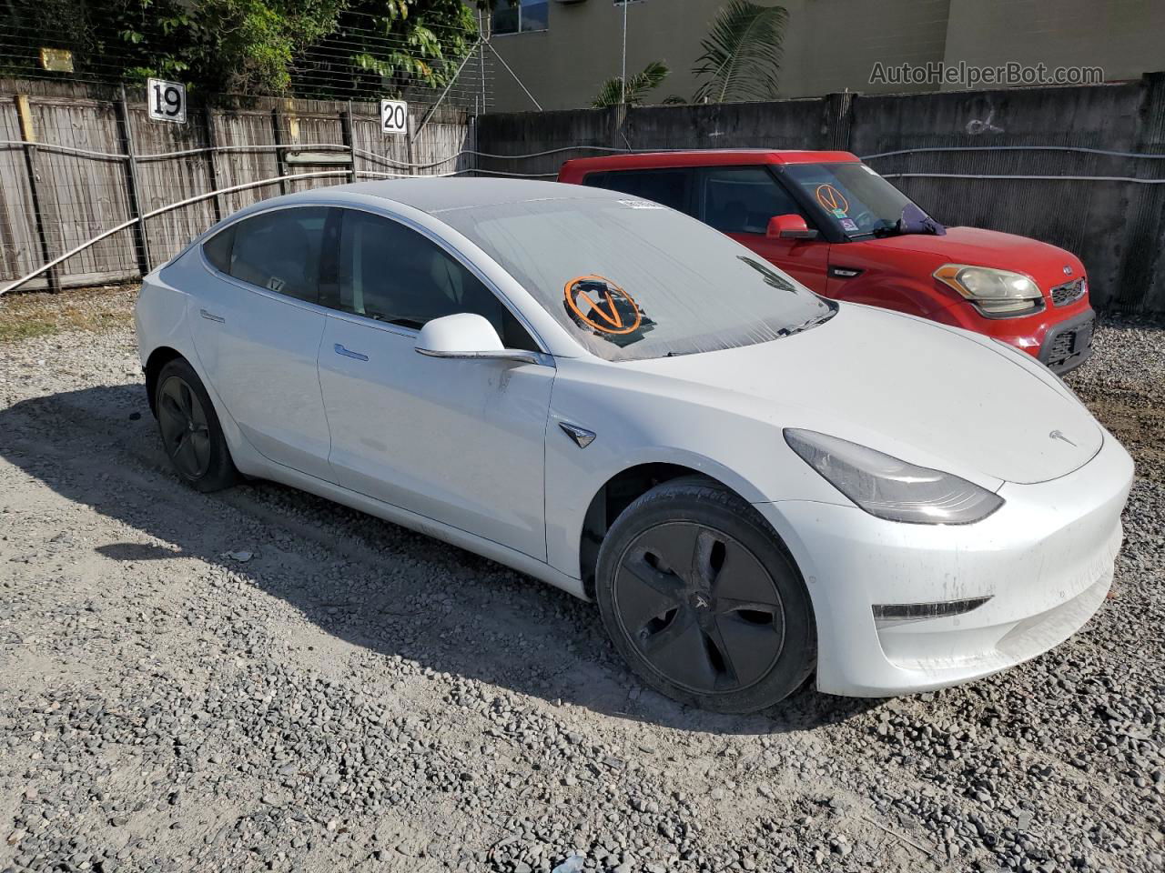 2020 Tesla Model 3  Белый vin: 5YJ3E1EA9LF598049