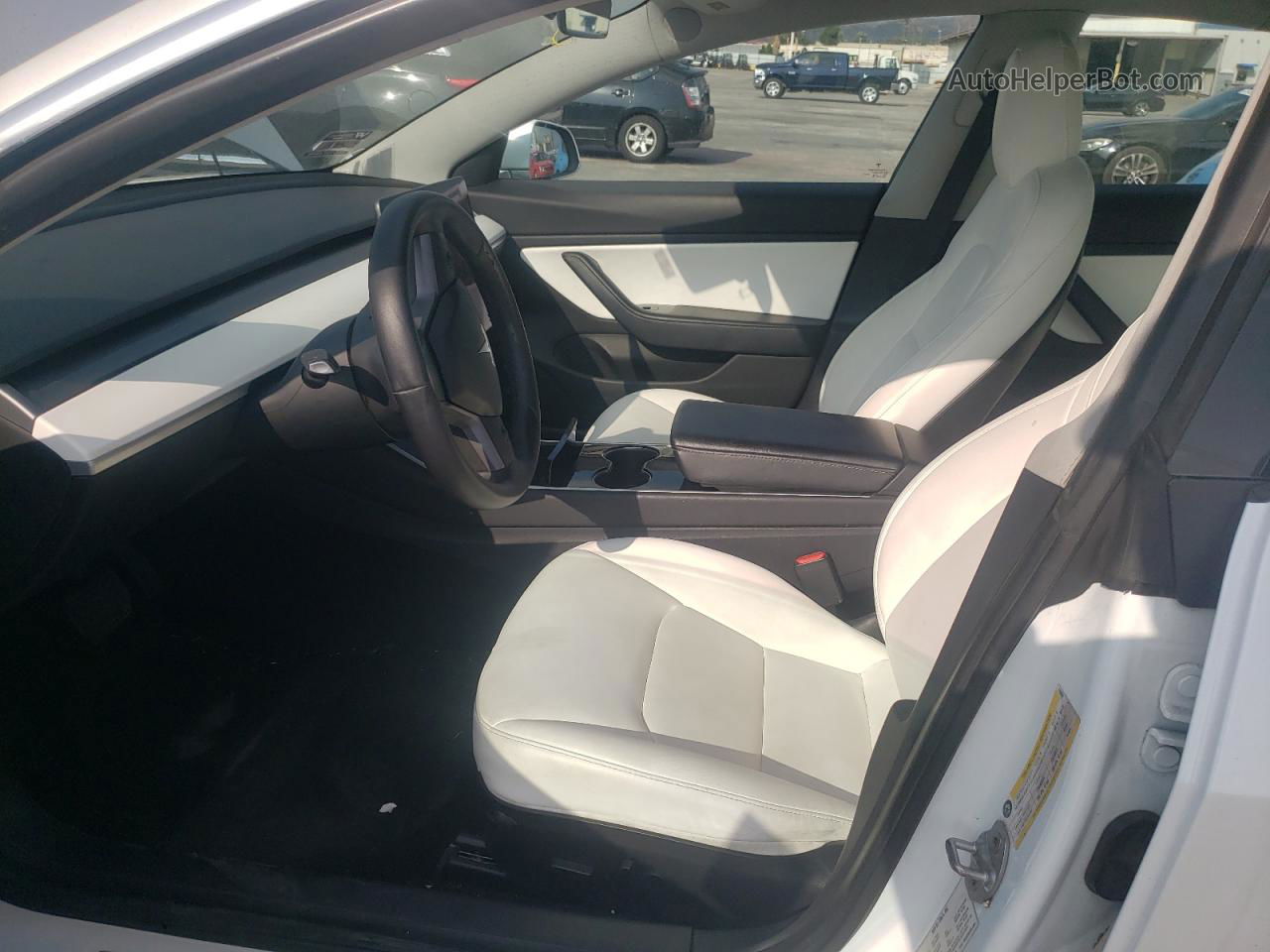 2020 Tesla Model 3  White vin: 5YJ3E1EA9LF616064