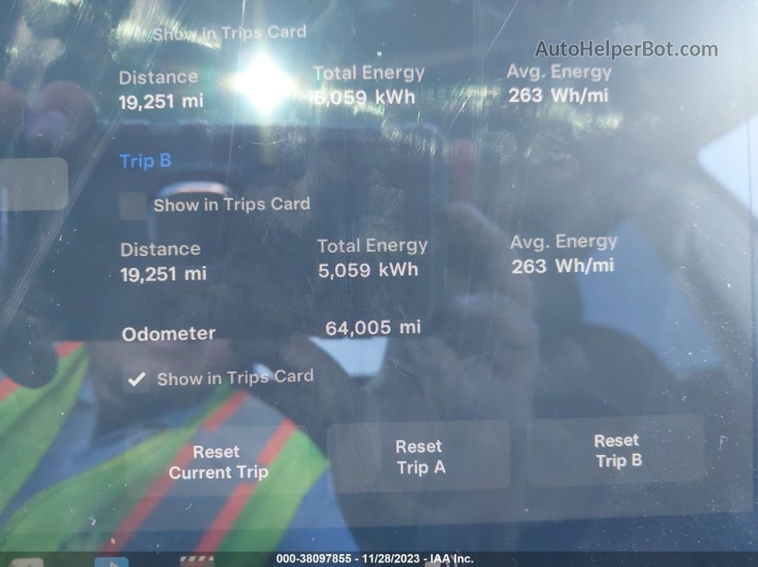 2020 Tesla Model 3 Standard Range Plus Rear-wheel Drive/standard Range Rear-wheel Drive Белый vin: 5YJ3E1EA9LF660601