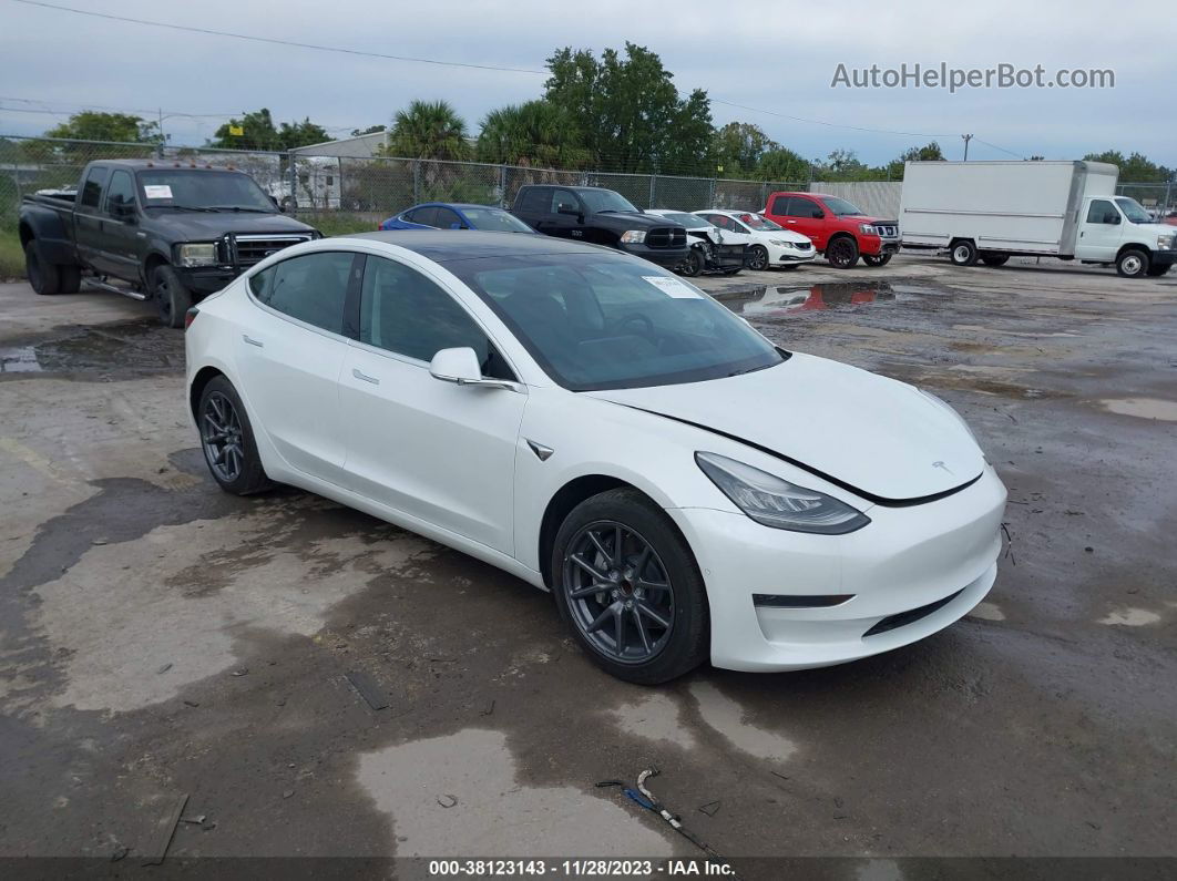 2020 Tesla Model 3 Standard Range Plus Rear-wheel Drive/standard Range Rear-wheel Drive White vin: 5YJ3E1EA9LF800081