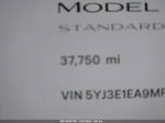 2021 Tesla Model 3 Standard Range Plus Rear-wheel Drive White vin: 5YJ3E1EA9MF018476