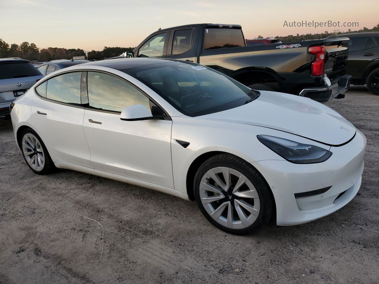 2021 Tesla Model 3  White vin: 5YJ3E1EA9MF047699