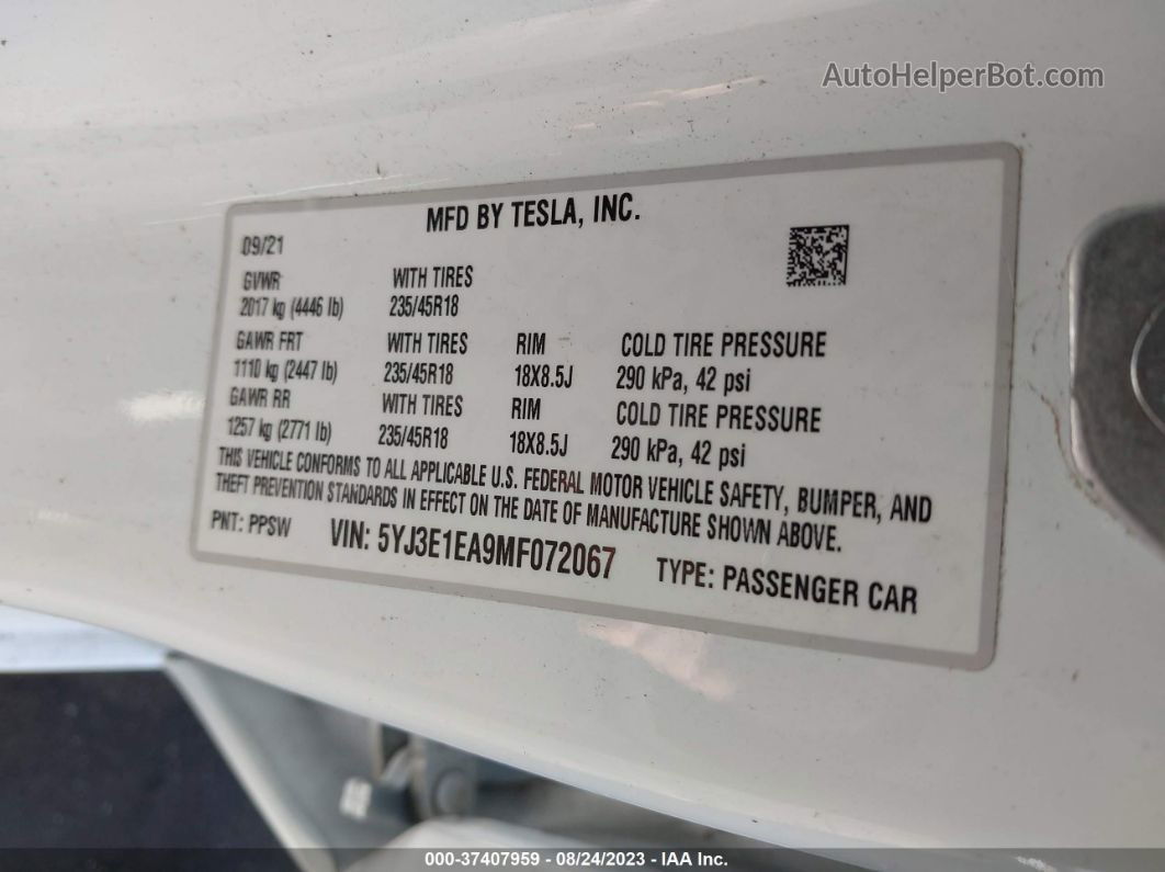 2021 Tesla Model 3 Standard Range Plus Белый vin: 5YJ3E1EA9MF072067