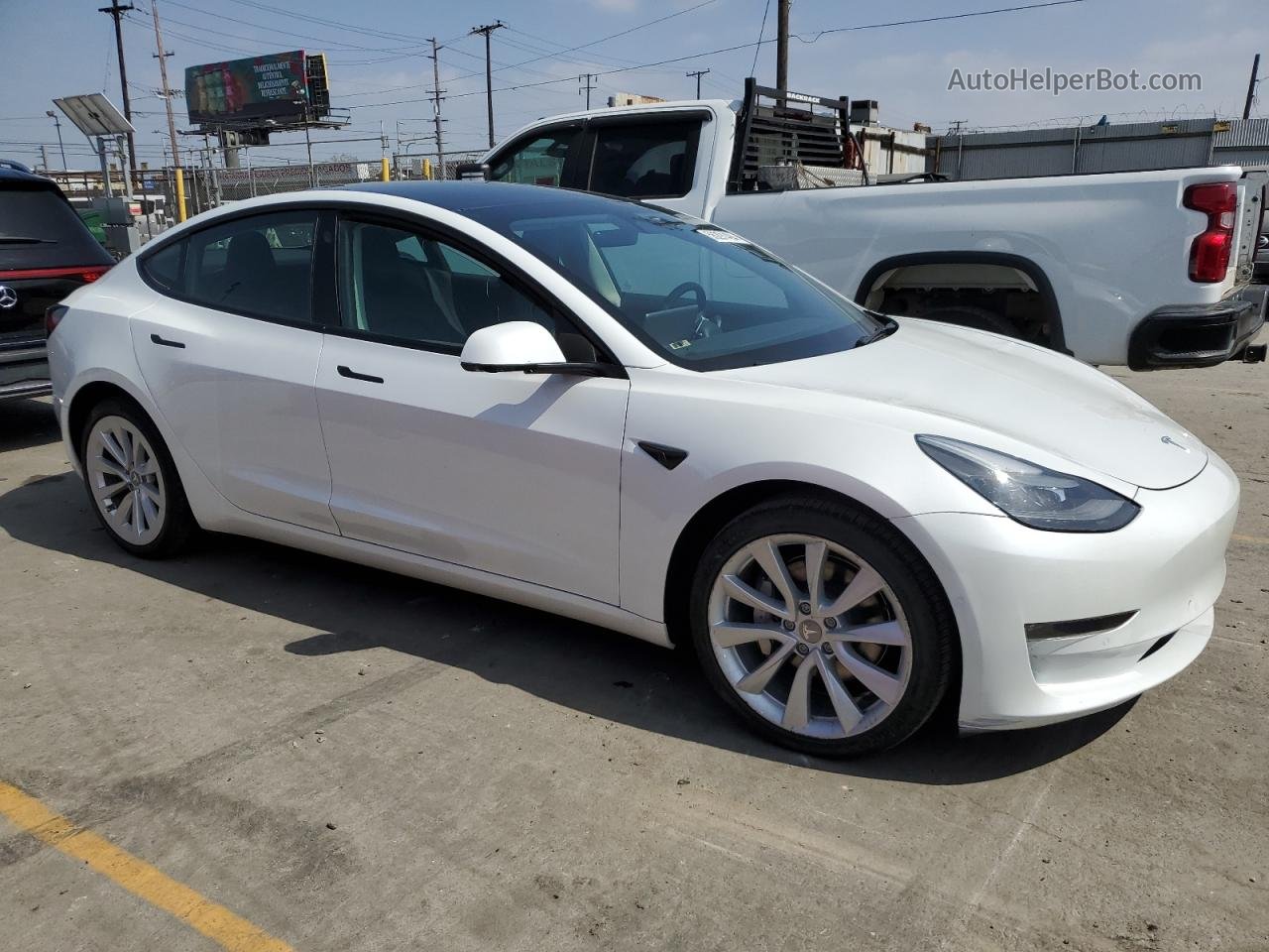 2022 Tesla Model 3  White vin: 5YJ3E1EA9NF360642