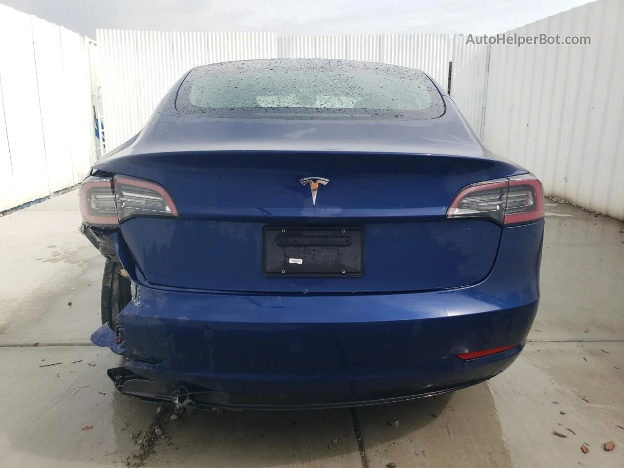 2022 Tesla Model 3  Blue vin: 5YJ3E1EA9NF368692