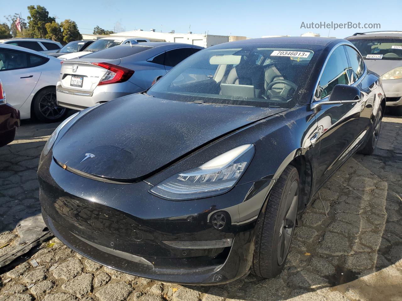 2018 Tesla Model 3  Black vin: 5YJ3E1EAXJF016148