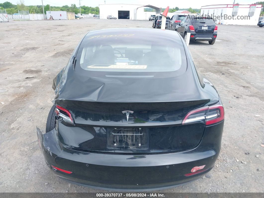 2018 Tesla Model 3   Черный vin: 5YJ3E1EAXJF033032