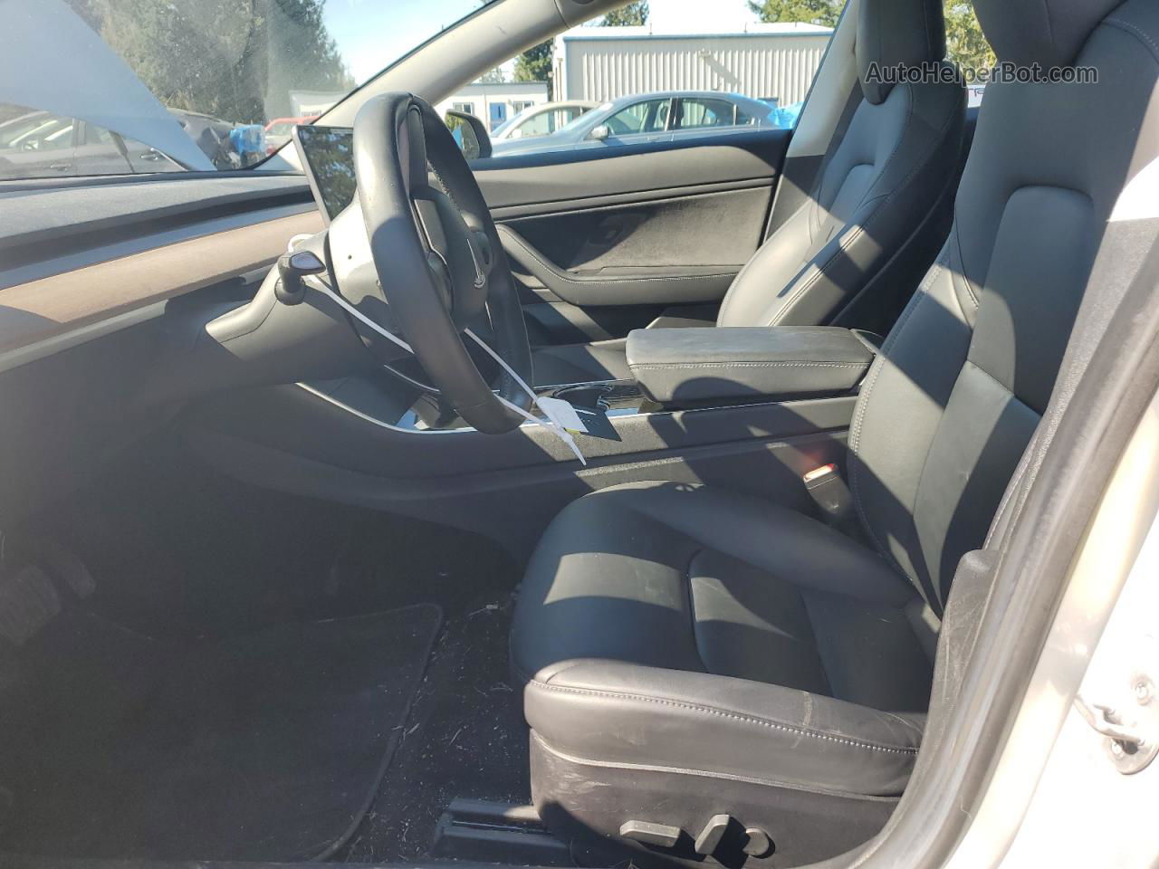 2018 Tesla Model 3  Silver vin: 5YJ3E1EAXJF041857