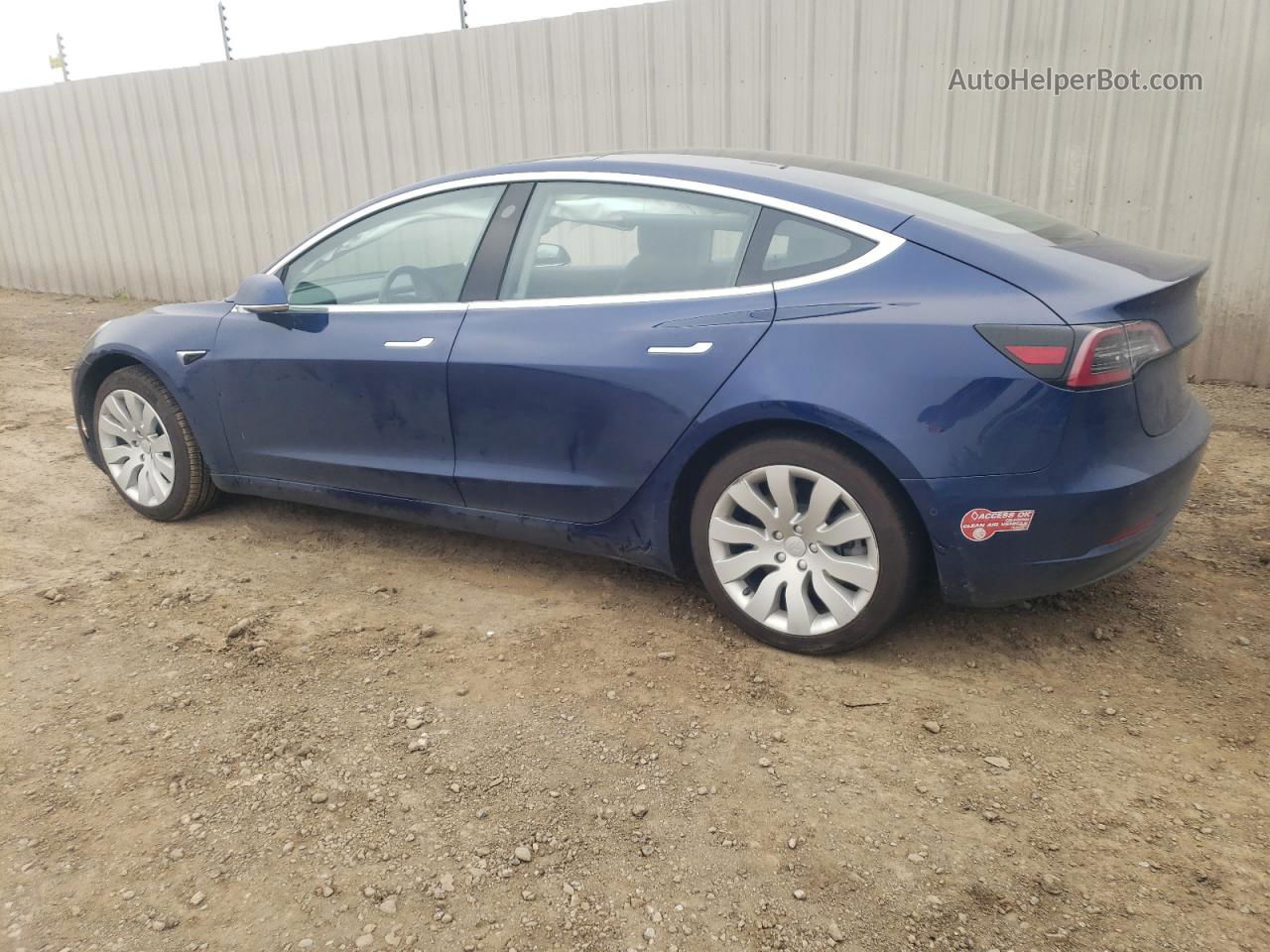 2018 Tesla Model 3  Blue vin: 5YJ3E1EAXJF059212