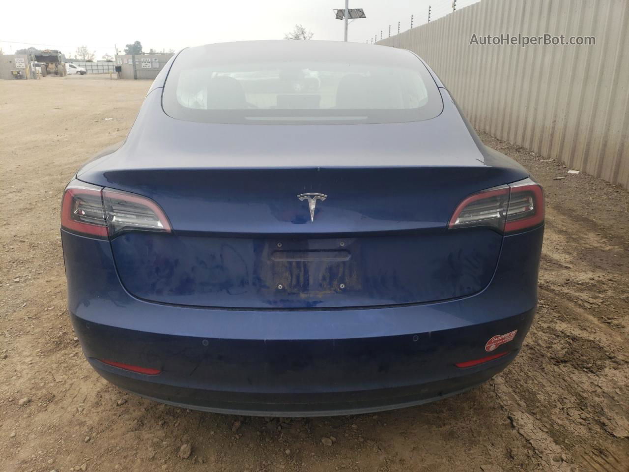 2018 Tesla Model 3  Синий vin: 5YJ3E1EAXJF059212