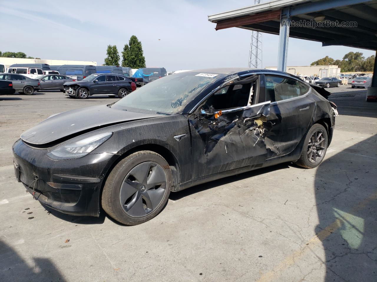 2019 Tesla Model 3  Black vin: 5YJ3E1EAXKF190092