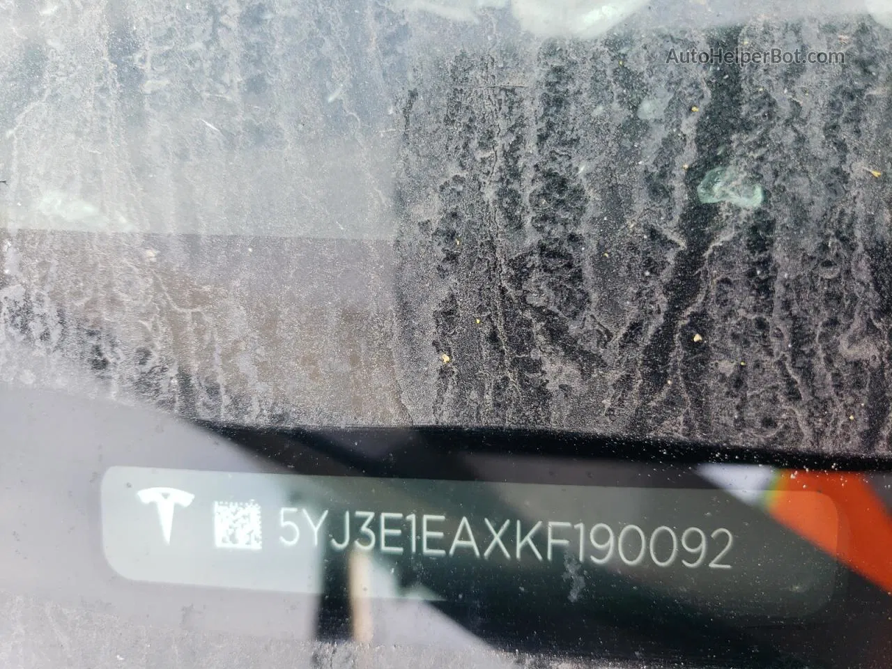 2019 Tesla Model 3  Black vin: 5YJ3E1EAXKF190092