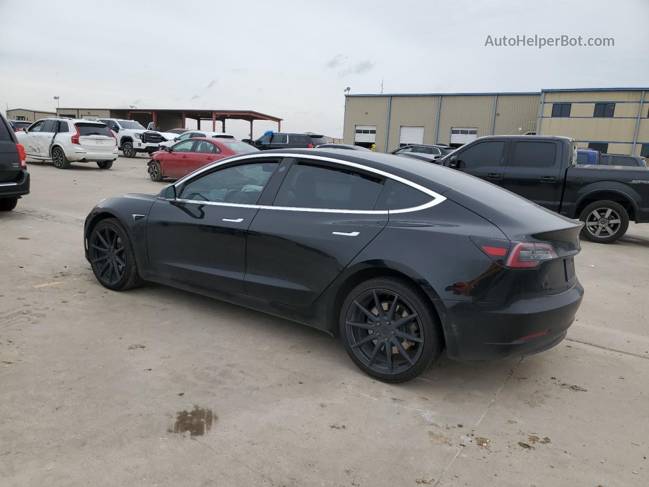 2019 Tesla Model 3  Черный vin: 5YJ3E1EAXKF399154