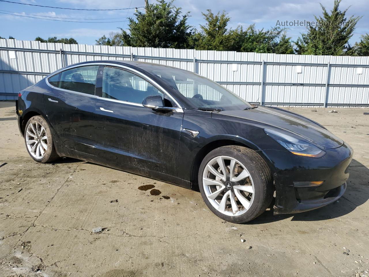 2019 Tesla Model 3  Черный vin: 5YJ3E1EAXKF436154