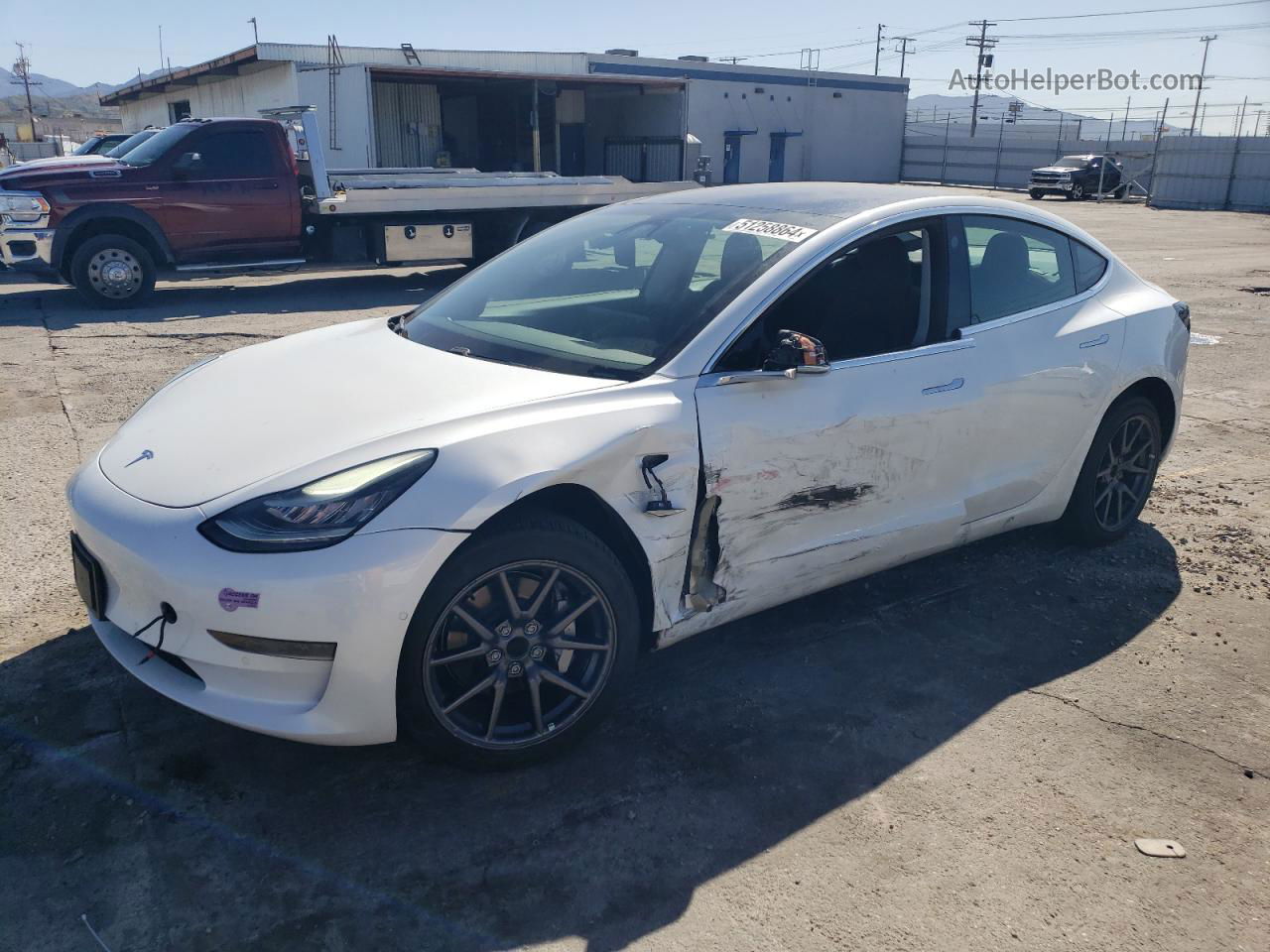 2019 Tesla Model 3  White vin: 5YJ3E1EAXKF447980