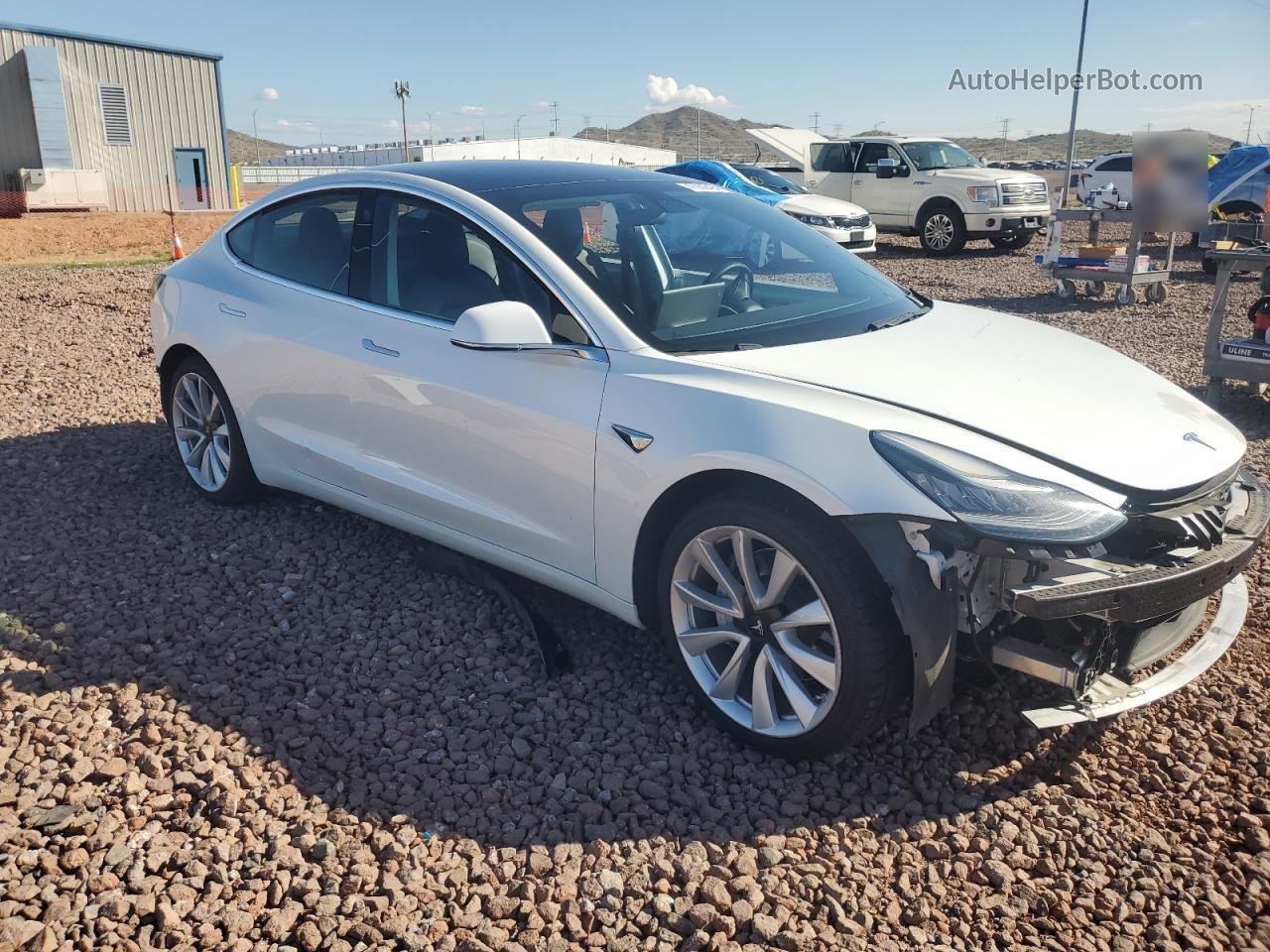 2019 Tesla Model 3  White vin: 5YJ3E1EAXKF508163