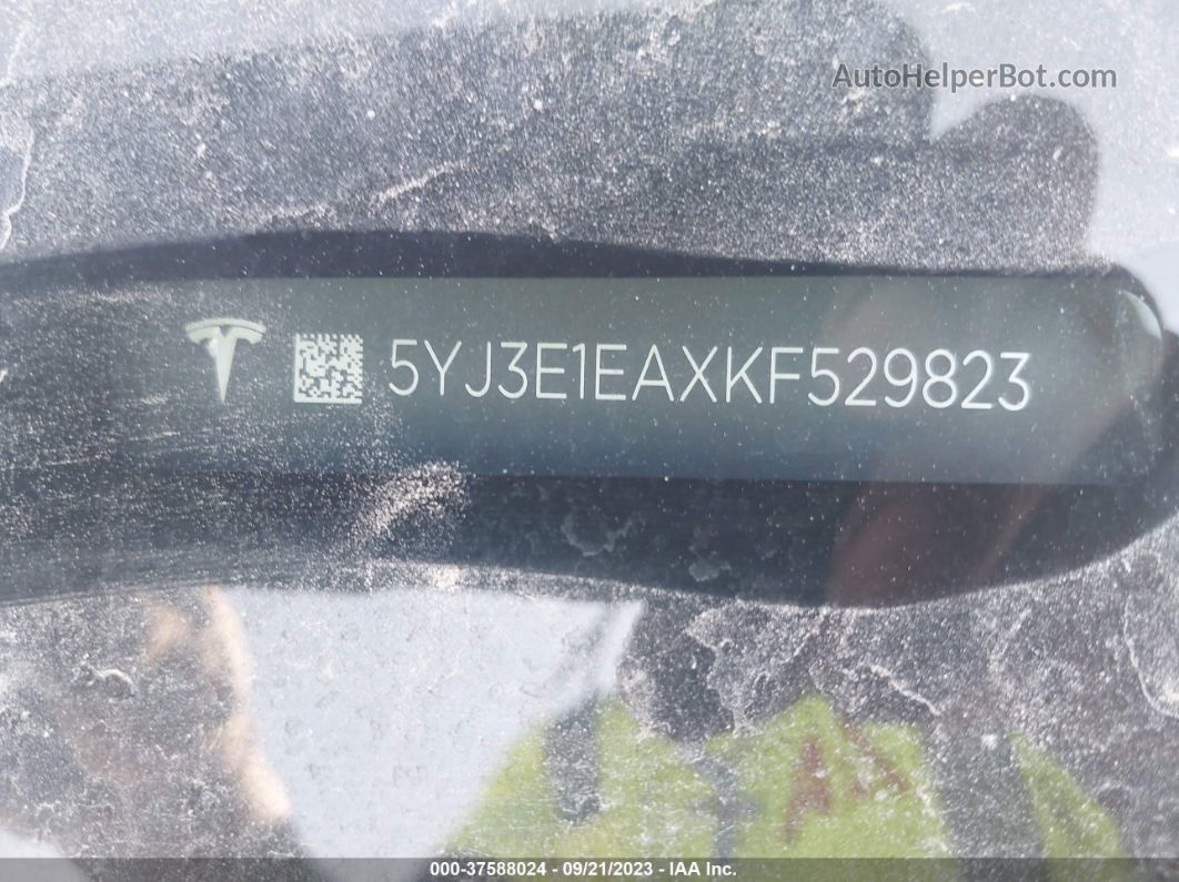 2019 Tesla Model 3 Range Белый vin: 5YJ3E1EAXKF529823