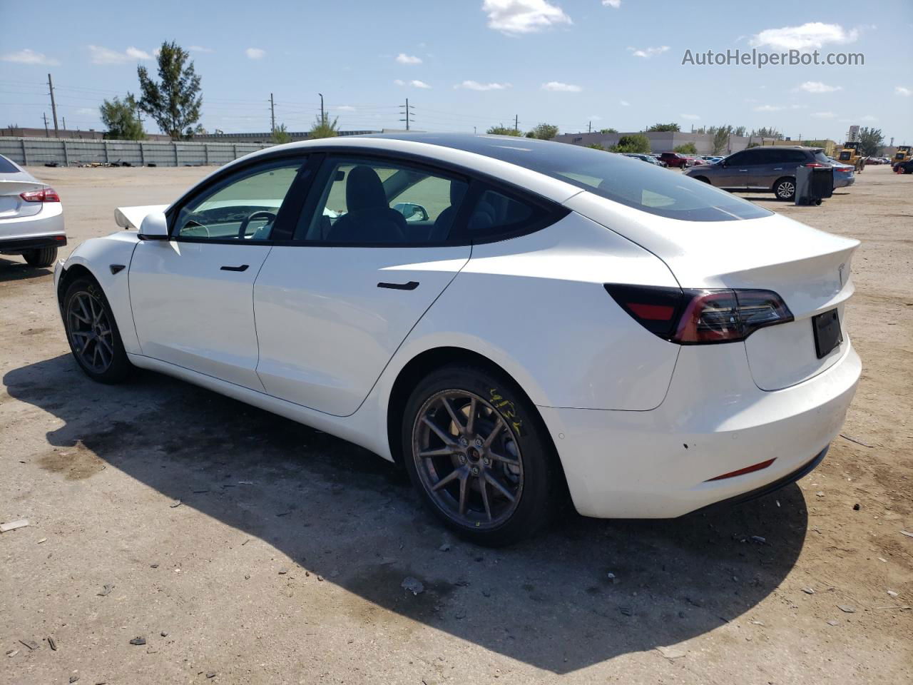 2020 Tesla Model 3  White vin: 5YJ3E1EAXLF504261