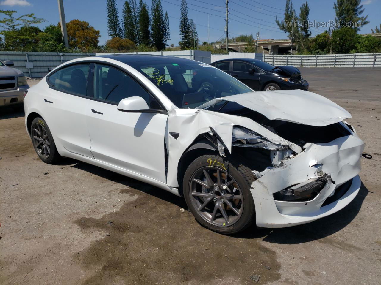 2020 Tesla Model 3  White vin: 5YJ3E1EAXLF504261