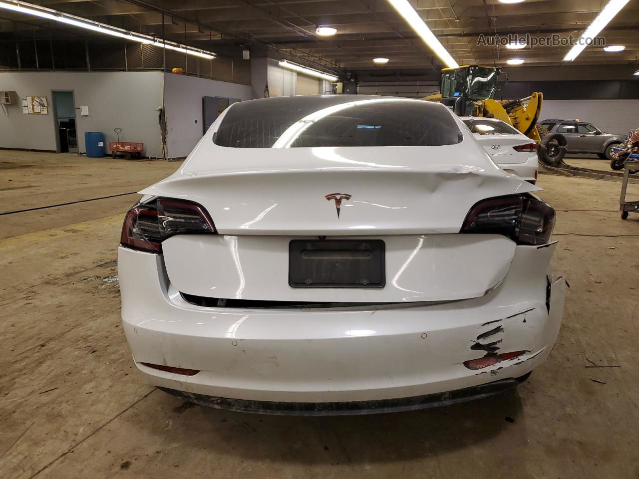 2020 Tesla Model 3  Белый vin: 5YJ3E1EAXLF614341