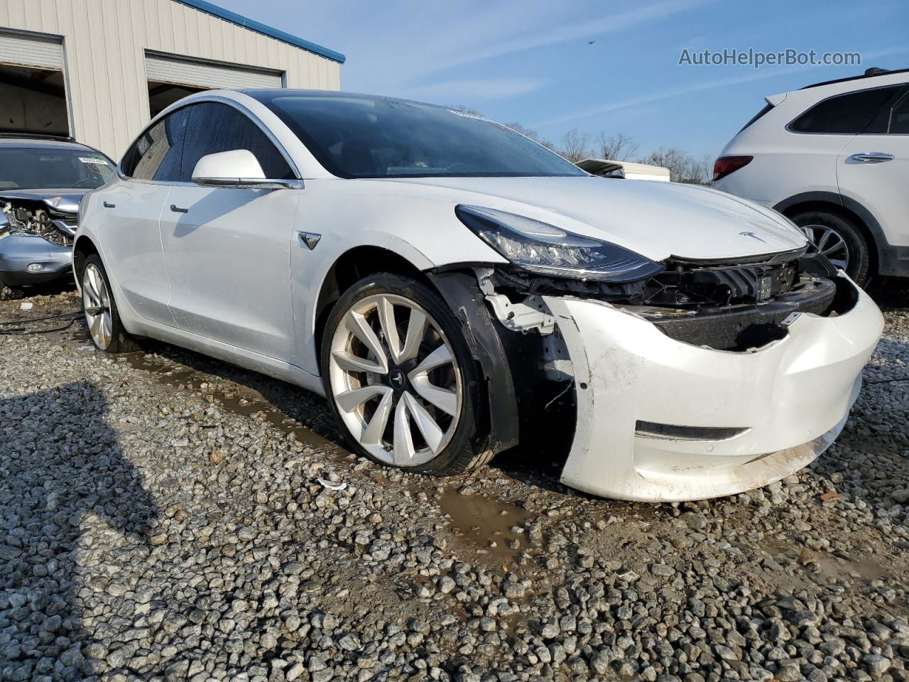 2020 Tesla Model 3  Белый vin: 5YJ3E1EAXLF634380