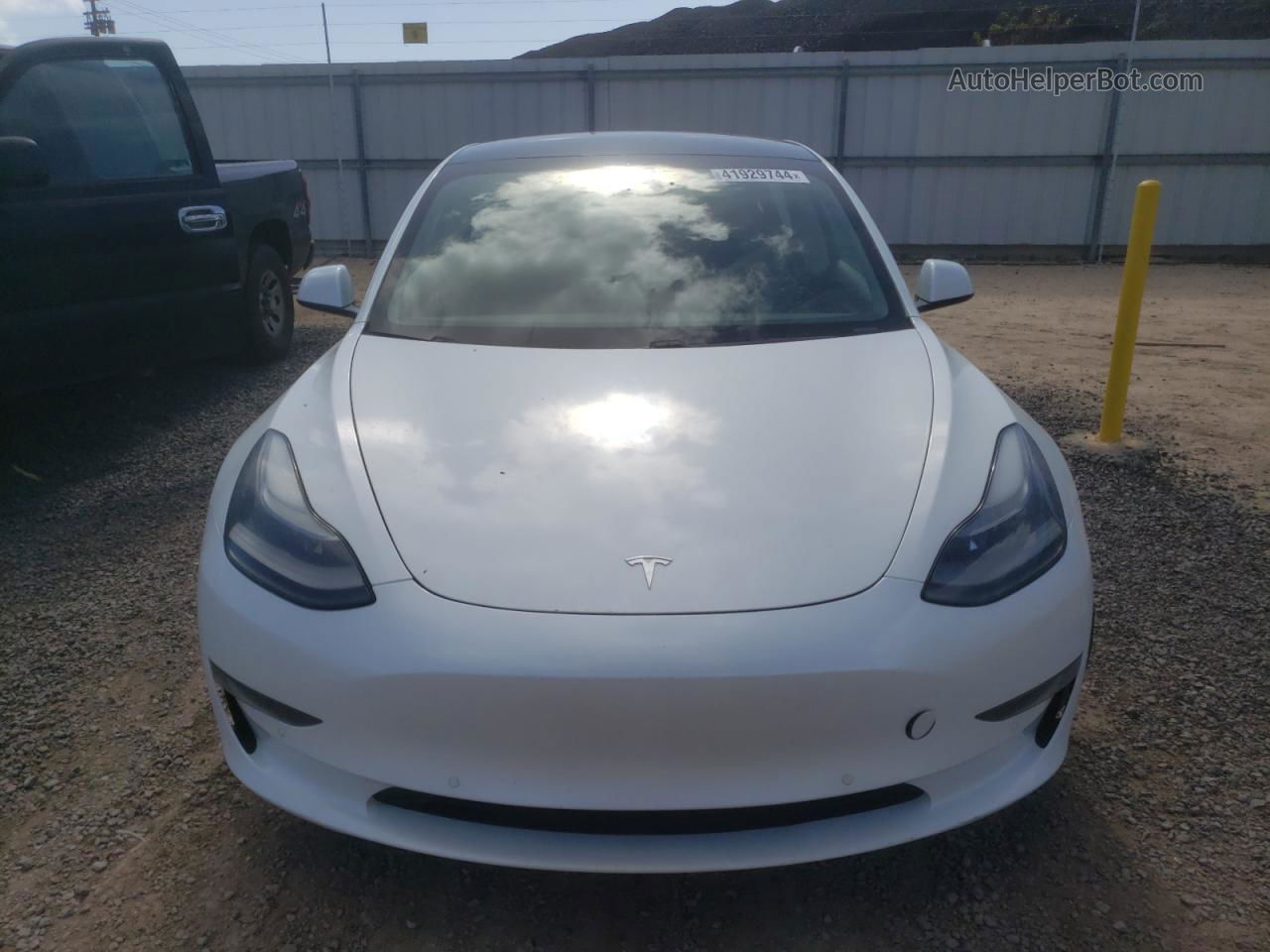 2021 Tesla Model 3  White vin: 5YJ3E1EAXMF029079