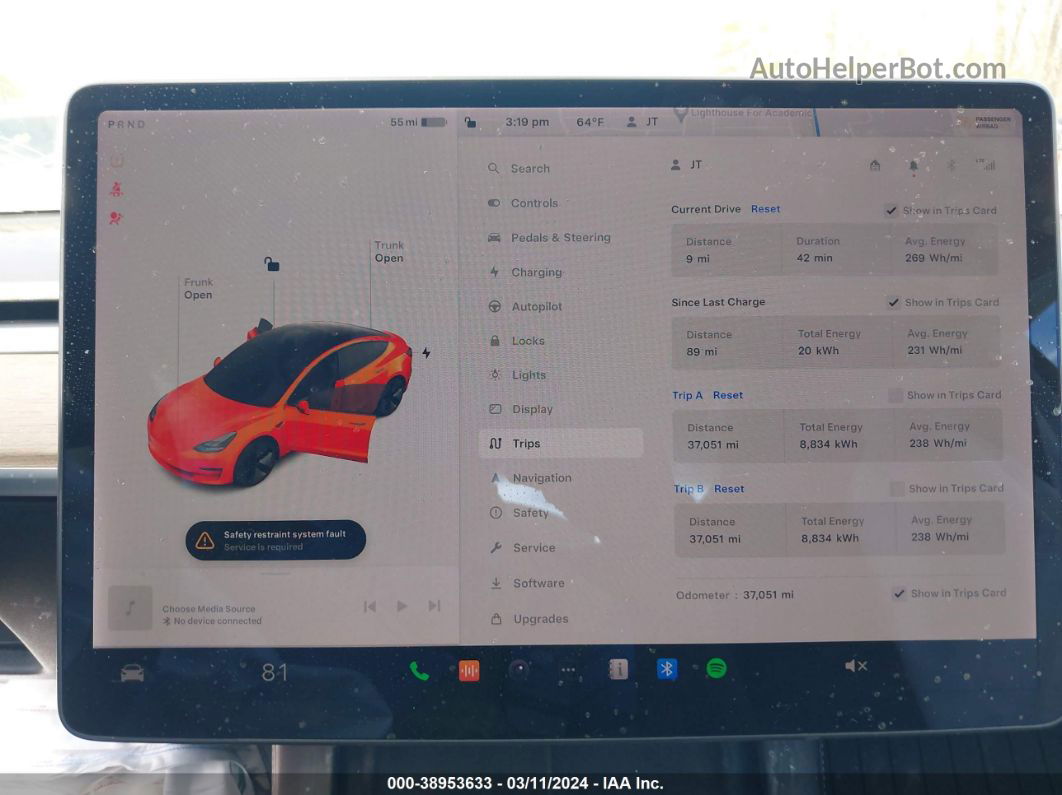 2021 Tesla Model 3 Standard Range Plus Rear-wheel Drive Белый vin: 5YJ3E1EAXMF085121