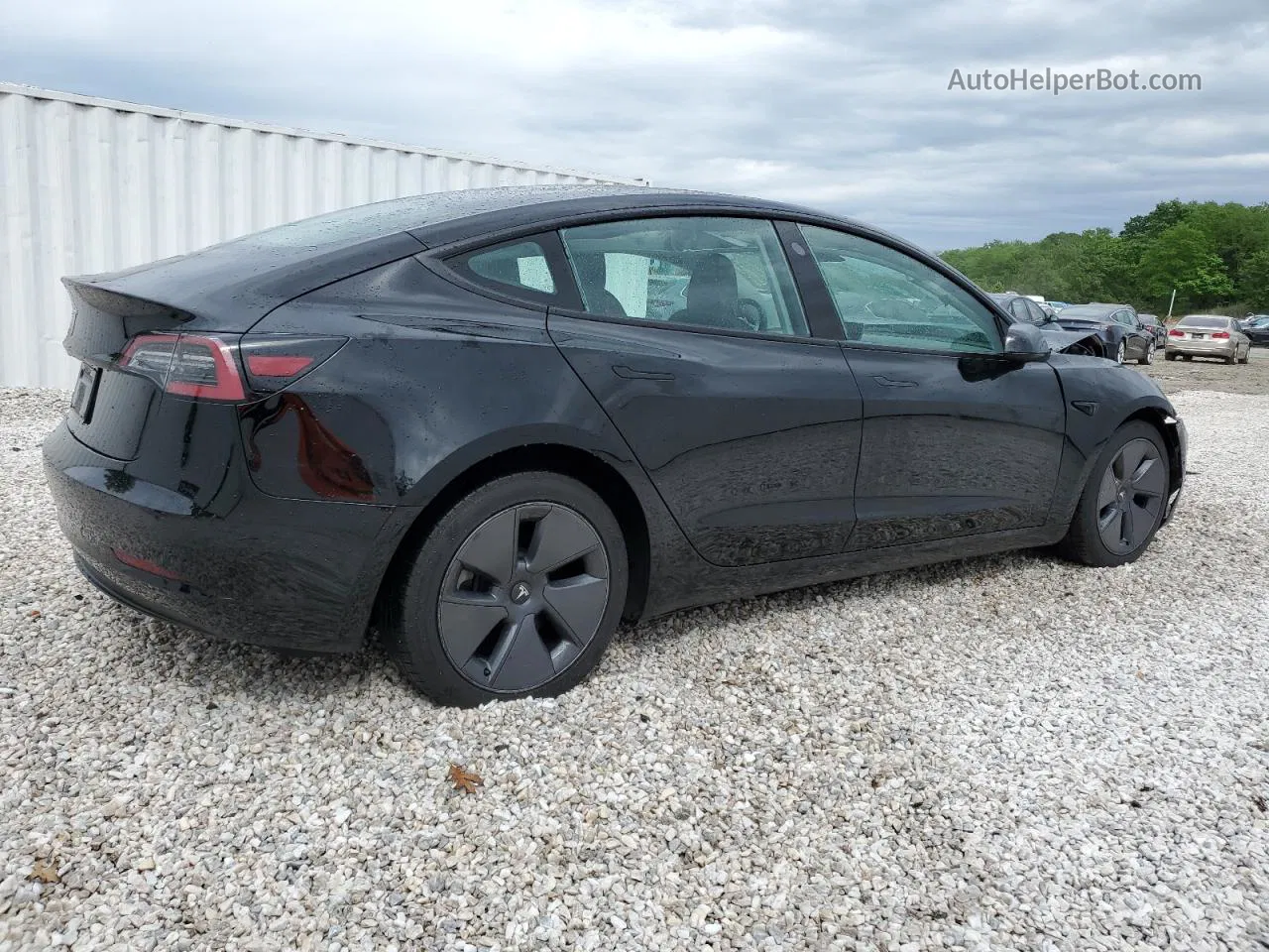 2022 Tesla Model 3  Черный vin: 5YJ3E1EAXNF368751