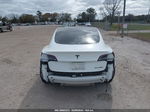 2018 Tesla Model 3 Long Range/performance White vin: 5YJ3E1EB0JF096827