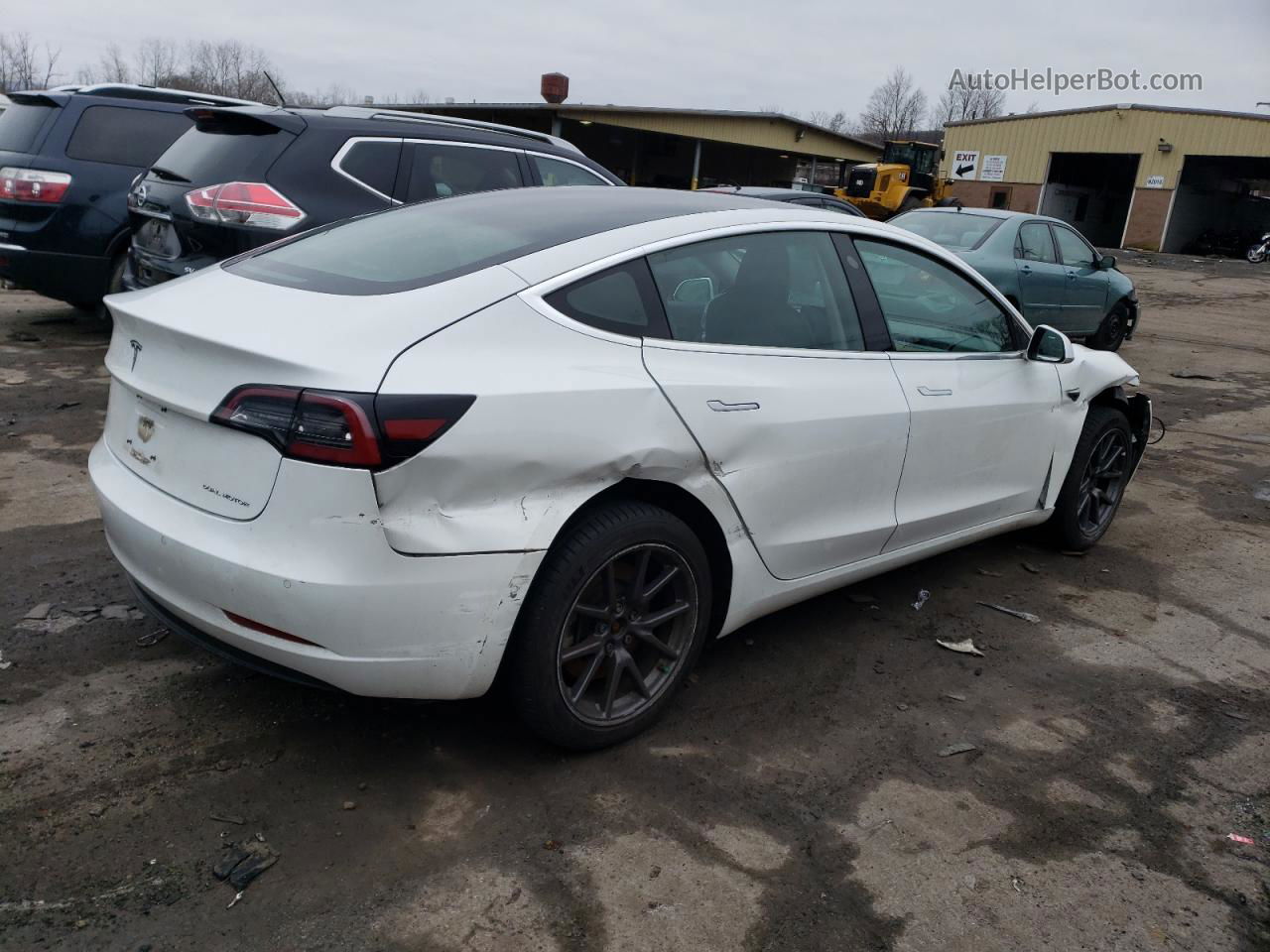 2018 Tesla Model 3  White vin: 5YJ3E1EB0JF108443