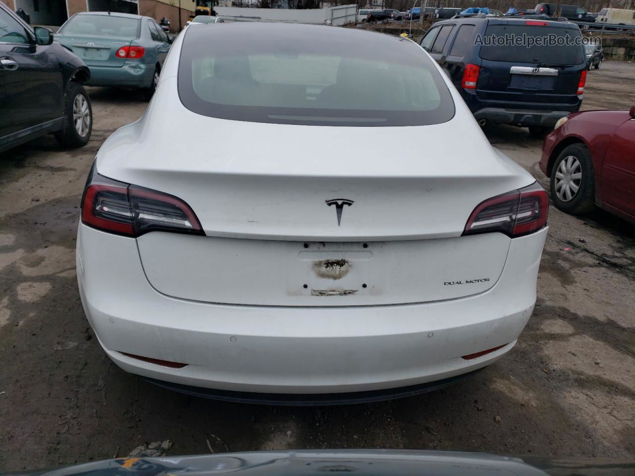 2018 Tesla Model 3  White vin: 5YJ3E1EB0JF108443