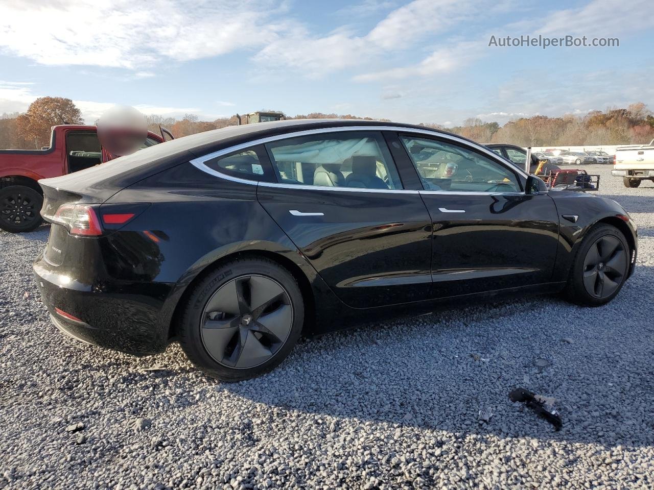 2018 Tesla Model 3  Черный vin: 5YJ3E1EB0JF118938