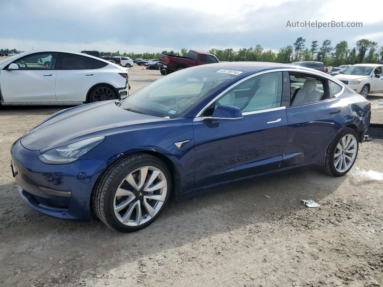 2018 Tesla Model 3  Синий vin: 5YJ3E1EB0JF135366