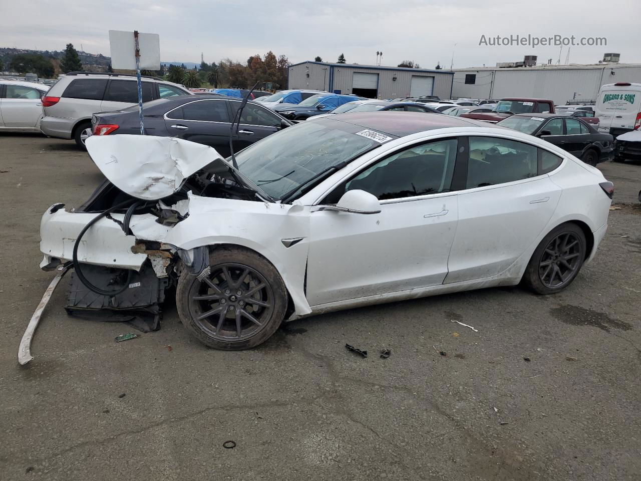 2018 Tesla Model 3  White vin: 5YJ3E1EB0JF178993