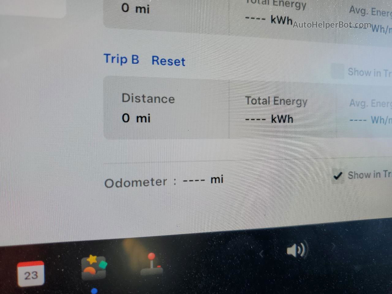 2019 Tesla Model 3  White vin: 5YJ3E1EB0KF192071