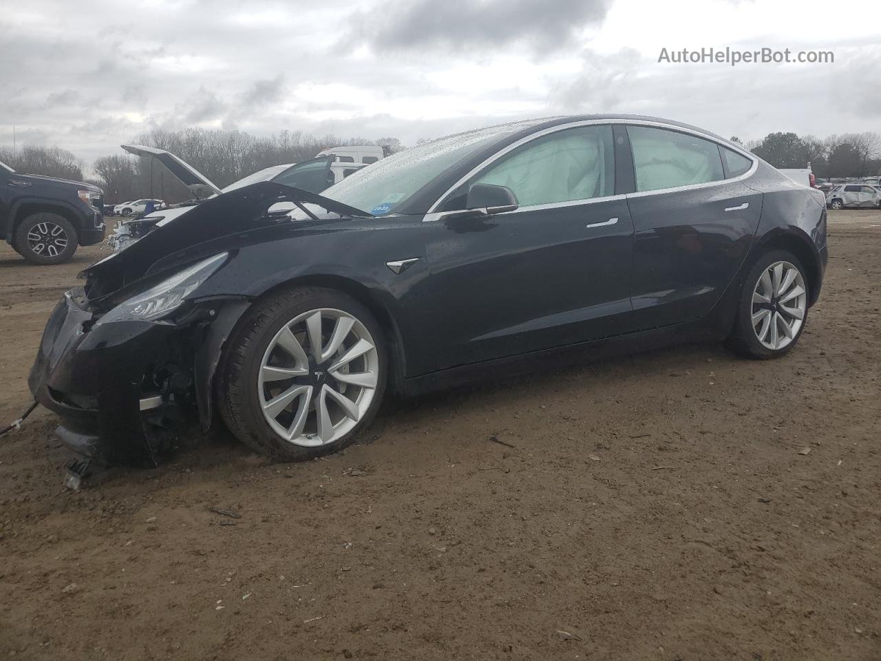 2019 Tesla Model 3  Угольный vin: 5YJ3E1EB0KF208995