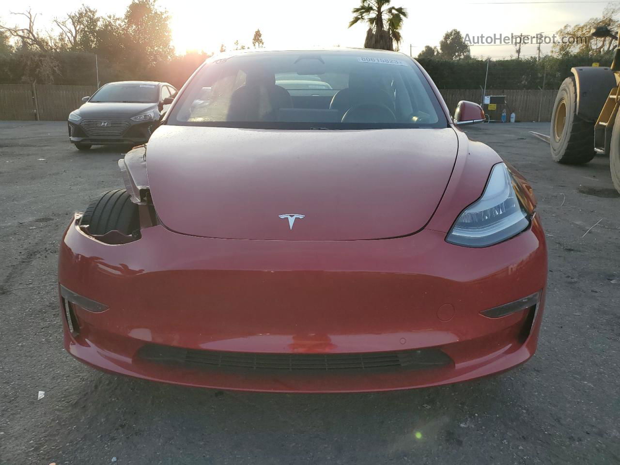 2019 Tesla Model 3  Red vin: 5YJ3E1EB0KF452503