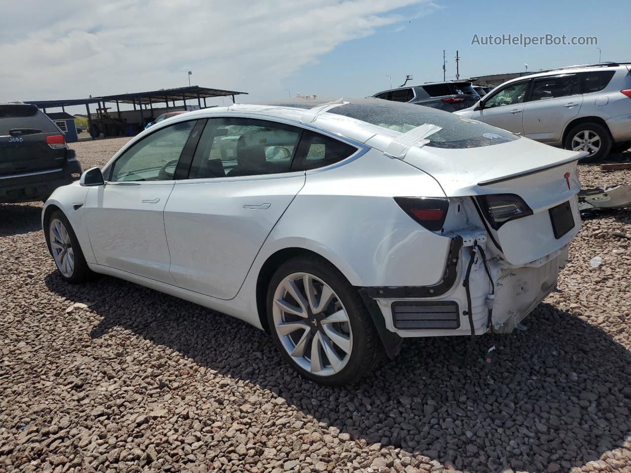 2019 Tesla Model 3  White vin: 5YJ3E1EB0KF512781