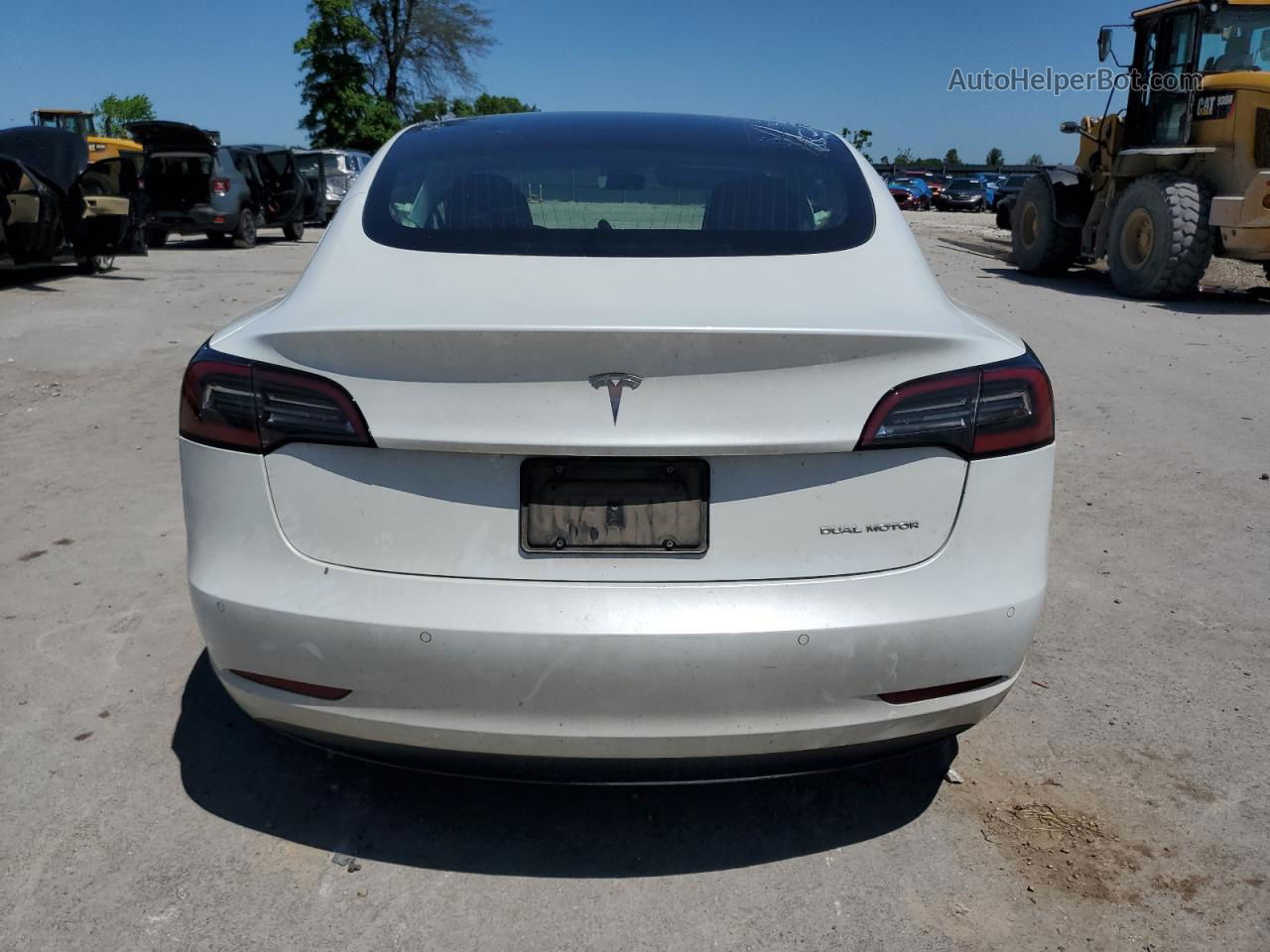 2020 Tesla Model 3  White vin: 5YJ3E1EB0LF618987