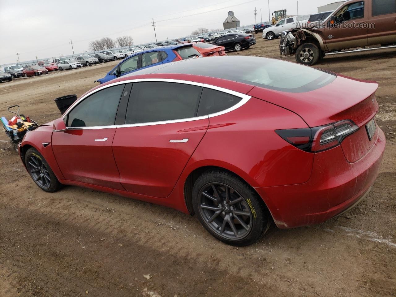 2020 Tesla Model 3  Red vin: 5YJ3E1EB0LF668207