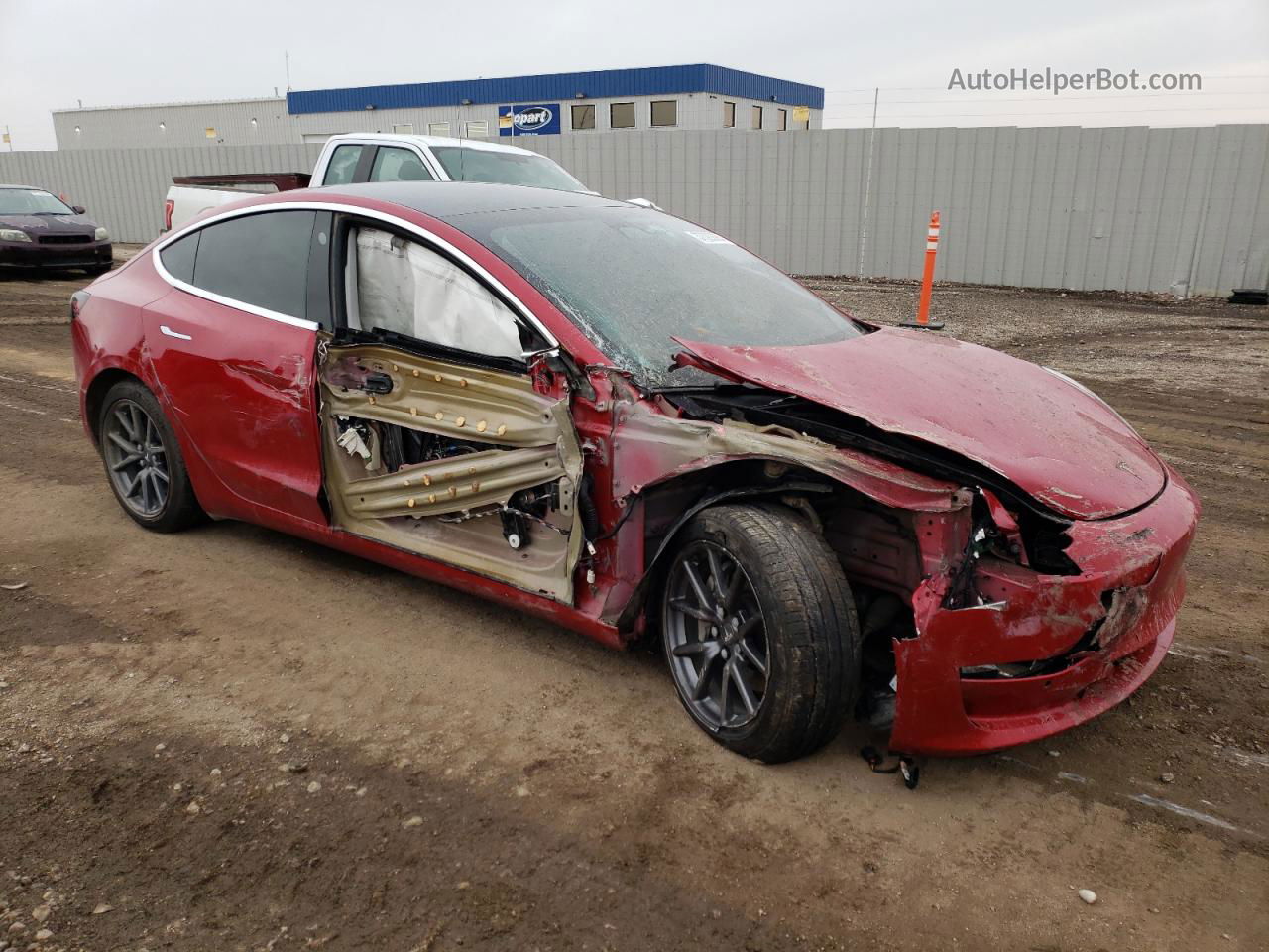 2020 Tesla Model 3  Red vin: 5YJ3E1EB0LF668207