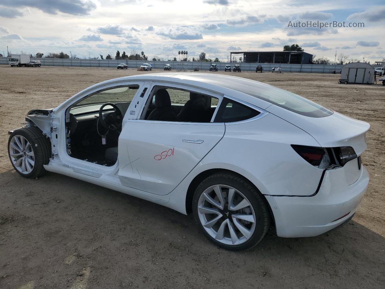 2020 Tesla Model 3  White vin: 5YJ3E1EB0LF735761