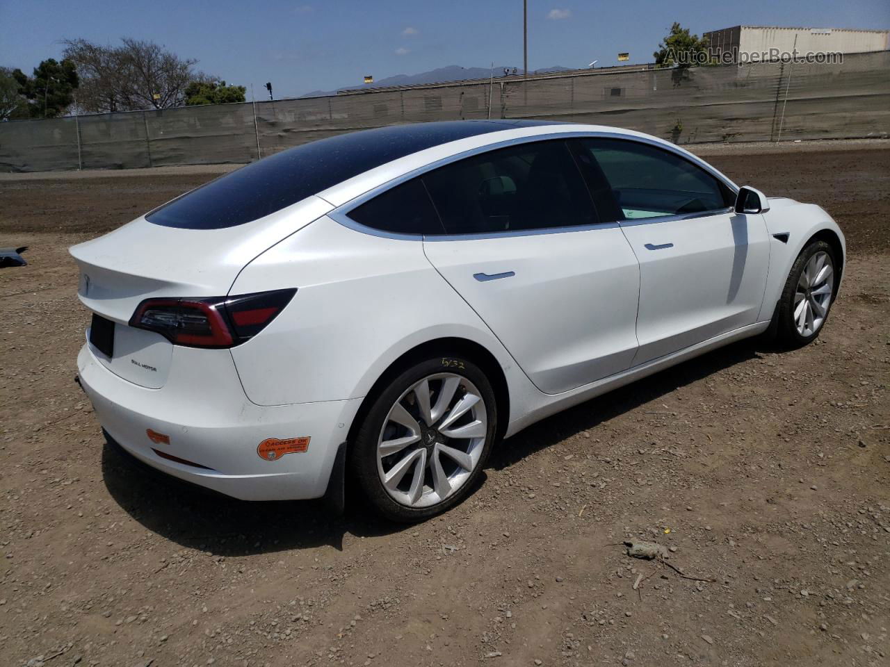 2020 Tesla Model 3  White vin: 5YJ3E1EB0LF742788