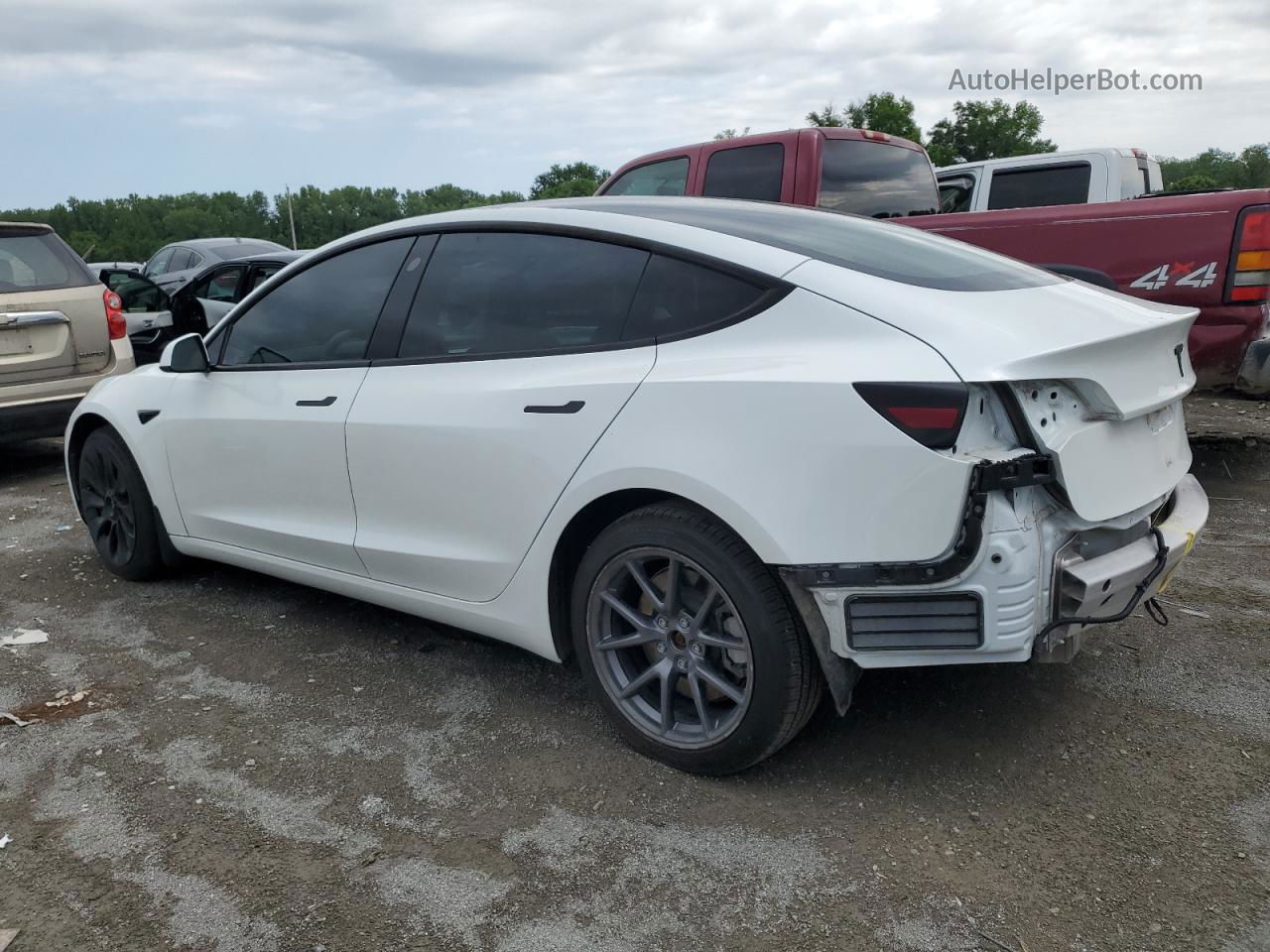 2022 Tesla Model 3  White vin: 5YJ3E1EB0NF118430