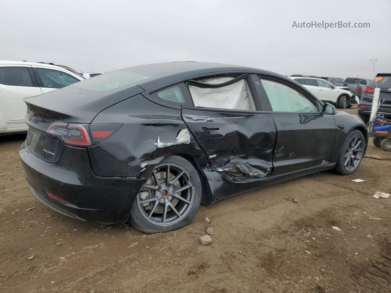 2022 Tesla Model 3  Black vin: 5YJ3E1EB0NF188560